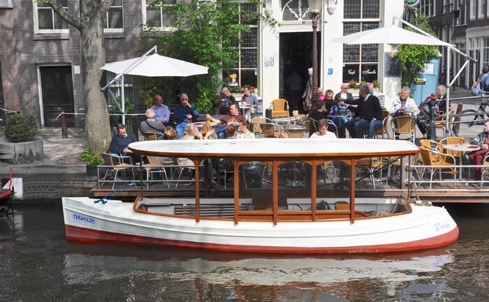 appel klinker Vulgariteit Private Canal Boat Tour Amsterdam, Party Cruise Rental